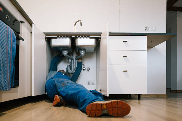 Professional Pipe Repair technician working in Varna, IL